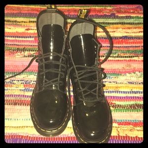 Never Worn Metallic size 8 Docs